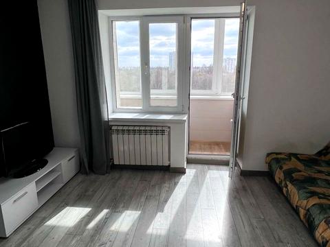 квартира за адресою Любомира Гузара просп. (Космонавта Комарова), 14