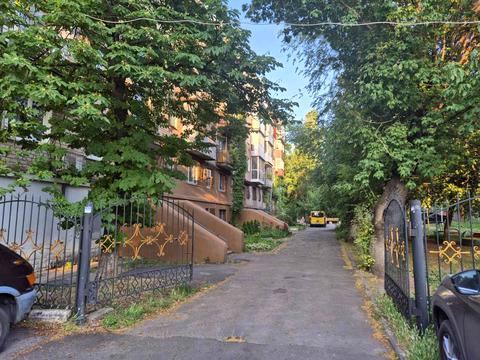 квартира за адресою Центральний вул. (Лермонтова), 10
