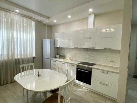 квартира за адресою Мечникова вул. (Кловський), 10/2