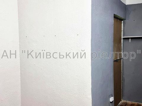 комерційна за адресою Братиславська вул., 14Б