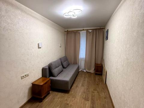 квартира за адресою Леоніда Первомайського вул., 11