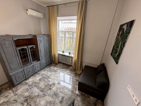 квартира за адресою Обсерваторна вул., 12-Б