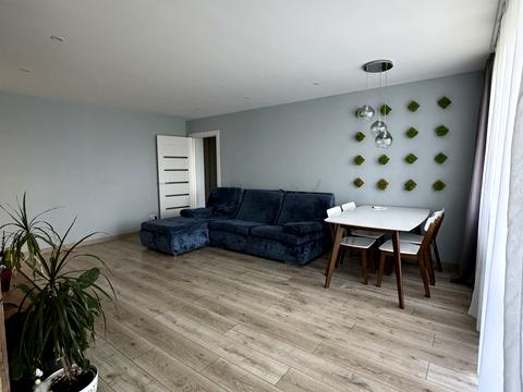 квартира за адресою житловий масив Тополя-1 вул., 8