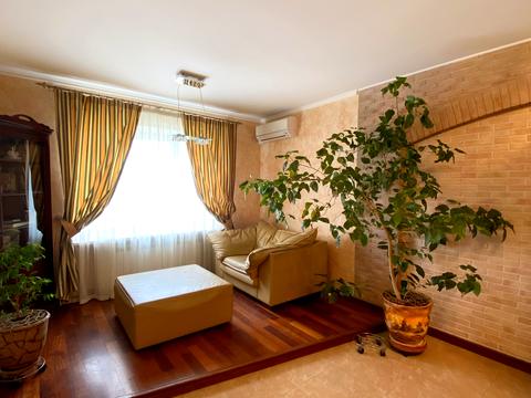 квартира за адресою Ревуцького вул., 5