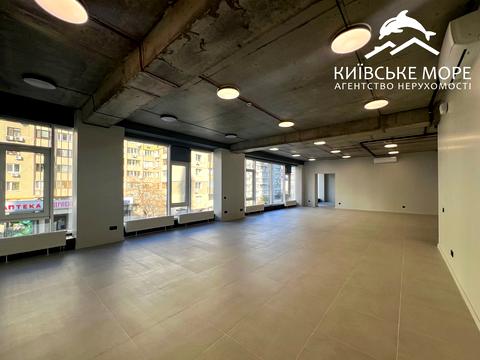 комерційна за адресою Левка Лук'яненка вул. (Маршала Тимошенка), 21