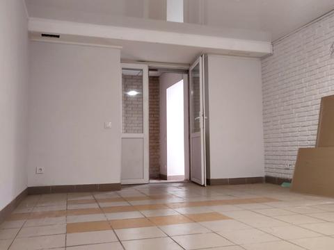 комерційна за адресою Університетський проспект, 1