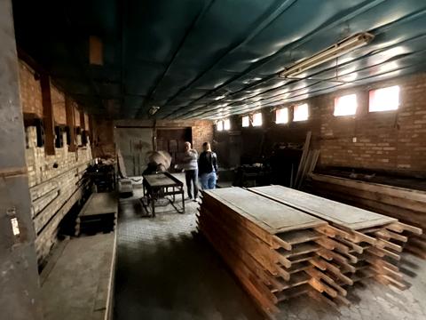 коммерческая по адресу Гайдамацька, 2