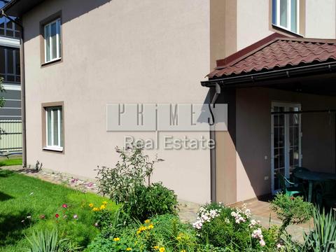 будинок за адресою Академіка Шалімова вул.