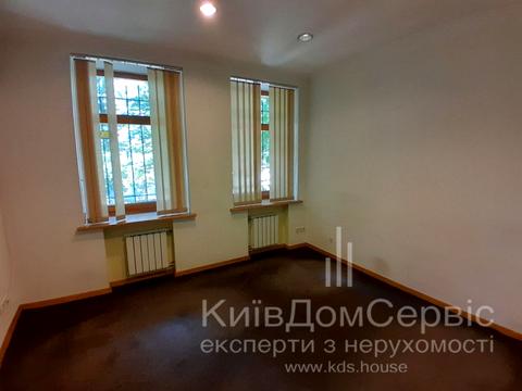 коммерческая по адресу Михайловский пер., 14