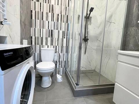 квартира за адресою Олександра Довженка вул., 21а