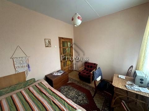 будинок за адресою Василя Симеренка
