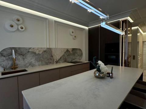 квартира по адресу Волошина ул., 1