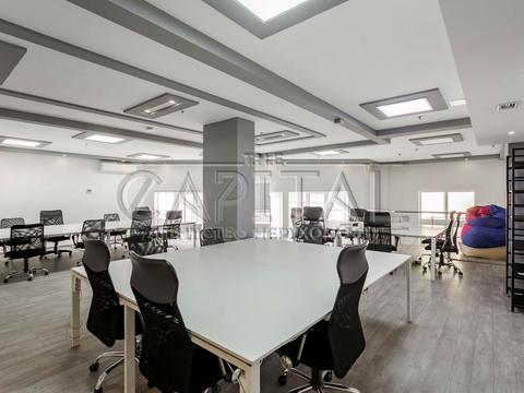 коммерческая по адресу Саксаганского ул., 70