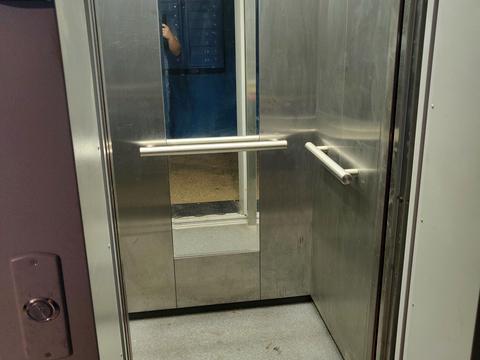 квартира по адресу Дарницкий бульв., 4-А