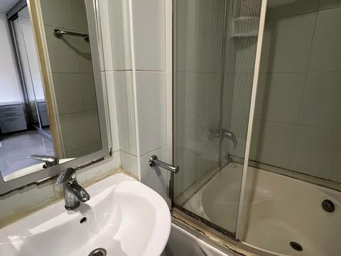 комерційна за адресою Рибальська вул., 3