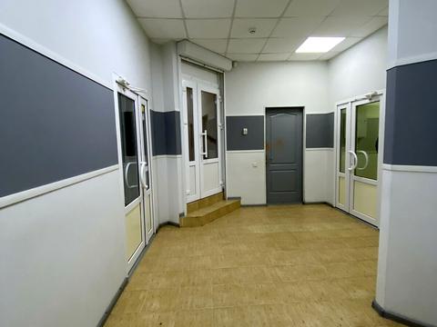 комерційна за адресою Байди Вишневецького вул., 56