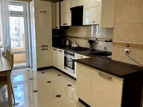 квартира за адресою Мазепи вул., 1