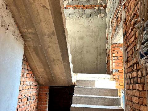 будинок за адресою надвірнянська, 76