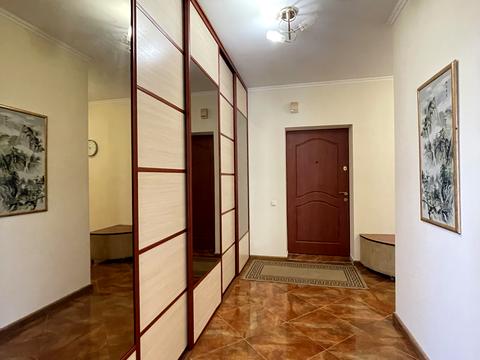 квартира по адресу Раисы Окипной ул., 8