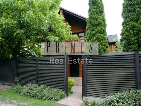 будинок за адресою 51-а Садова