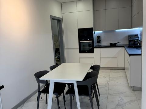 квартира за адресою Юнацька вул., 6