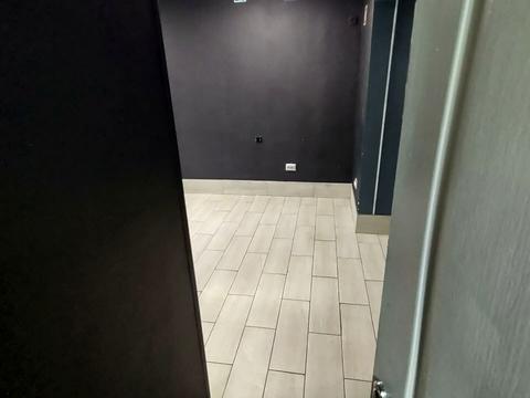 комерційна за адресою Велика Арнаутська вул., 49