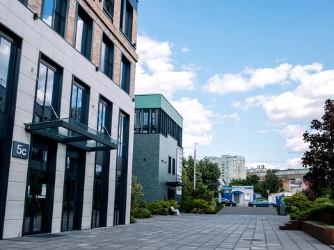 комерційна за адресою Київ, Академіка Книшова вул. (Амурська), 6