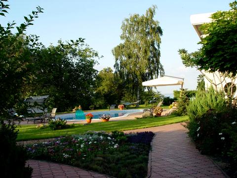 будинок за адресою Лугова вул.