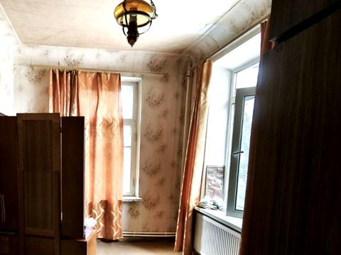 квартира за адресою Конституції просп., 19а