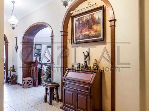 будинок за адресою Святошинський район