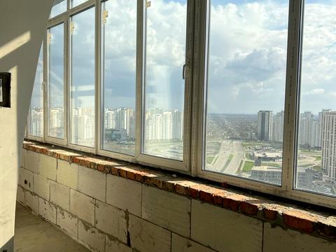 коммерческая по адресу Днепровская набережная ул., 14