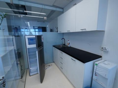 коммерческая по адресу Кловский спуск, 7а