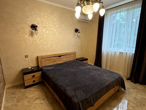 будинок за адресою Інститутська вул. (Артема)