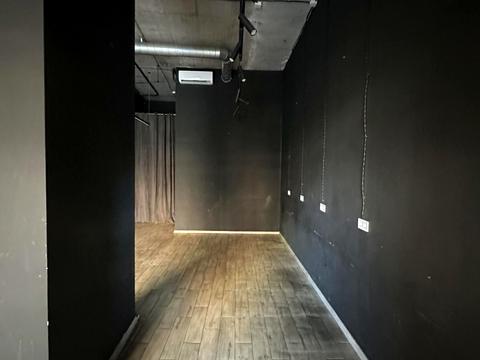 комерційна за адресою Юлії Здановської вул. (Ломоносова), 73-79