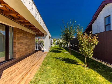 дом по адресу горіхова