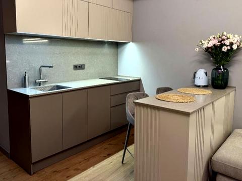 квартира за адресою Київ, Микільсько-Слобідська вул., 10