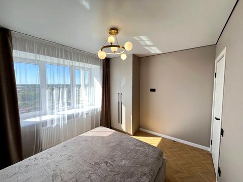 квартира за адресою Довженка вул., 24