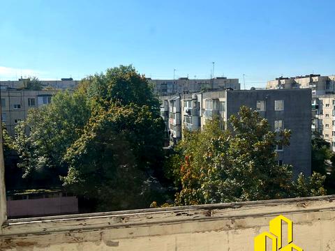 квартира за адресою Наукова вул., 52