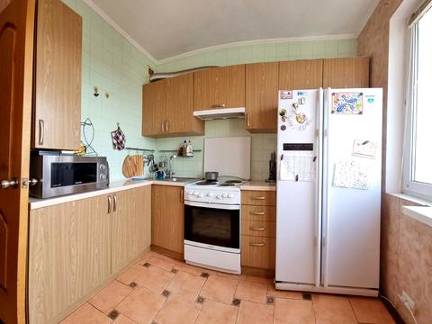 квартира за адресою Тетяни Яблонськоі, 2