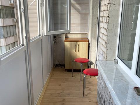 квартира за адресою Кропивницького вул., 12