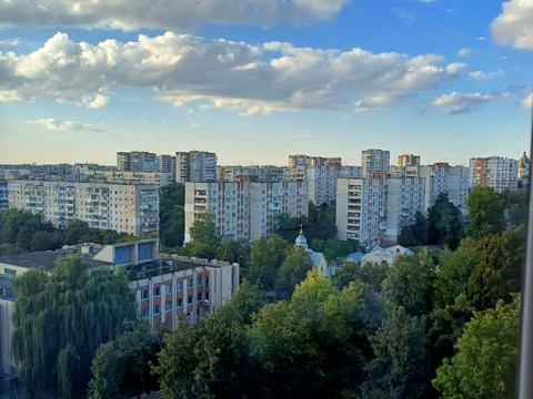 квартира по адресу Ивана Пулюя ул., 40