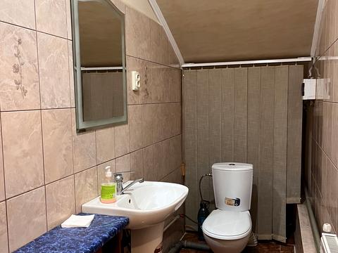 комерційна за адресою Чорновола вул., 107а