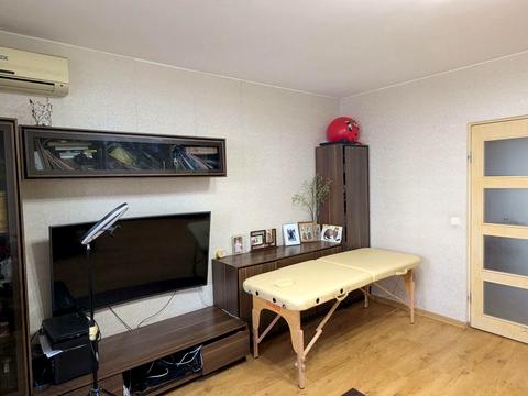 квартира за адресою Райдужний масив вул., 3