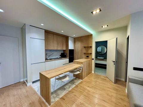 квартира за адресою Зарічна вул., 4