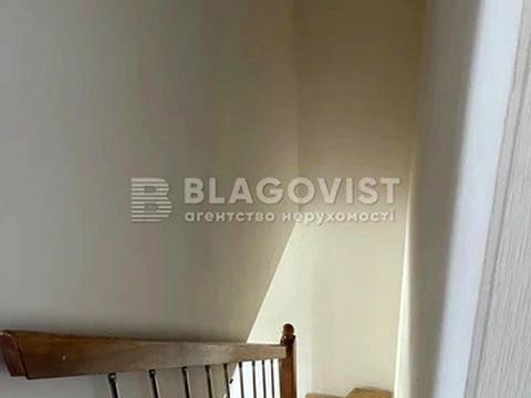 комерційна за адресою Ярославів Вал вул., 21-Г