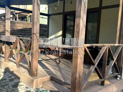 будинок за адресою Вишнева вул.