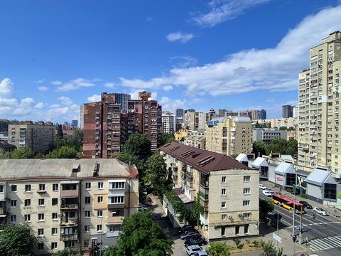 коммерческая по адресу Антоновича ул. (Горького), 172