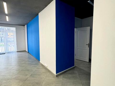 комерційна за адресою Героїв УПА вул., 73в