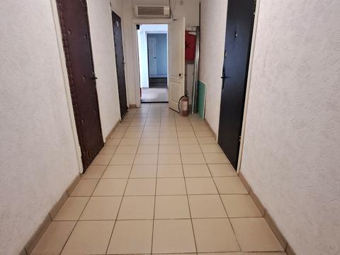 комерційна за адресою Вікентія Хвойки вул., 12