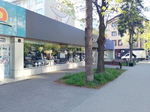 комерційна за адресою Галицька, 32 а